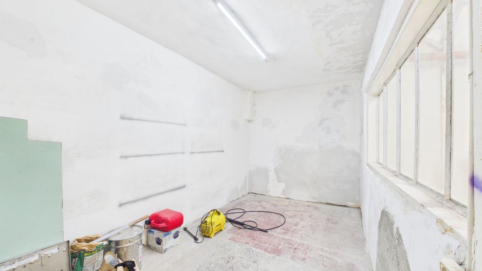 Casa cu 8 camere de vanzare | rezidential si comercial | Nerva Traian - Poză 13
