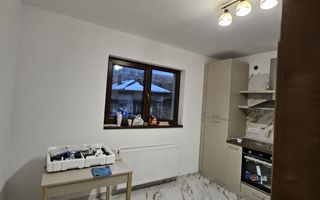 Casă de închiriat 4 camere, P+M, zona Granit, la strada . - Poză 7