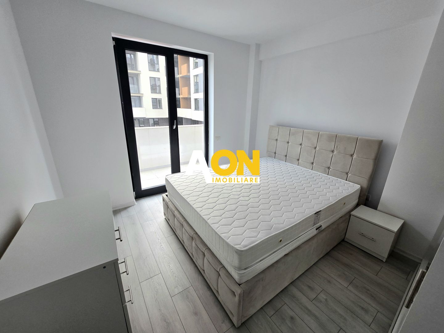Apartament 3 Camere, Complet Mobilat, Prima Închiriere, Zona Alba Mall - Poză 1