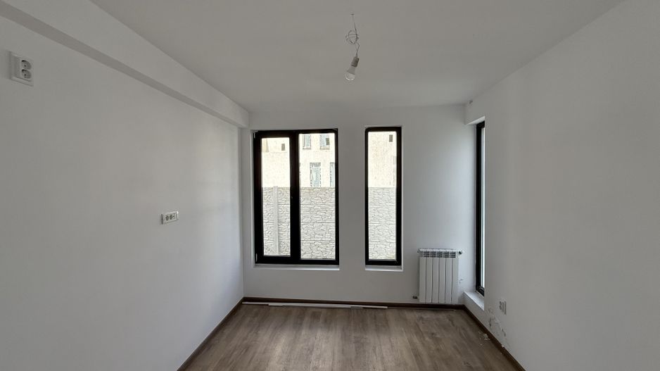 Vila 5 camere 163 mp construiți + teren 289mp - construcție 2023 - Poză 21