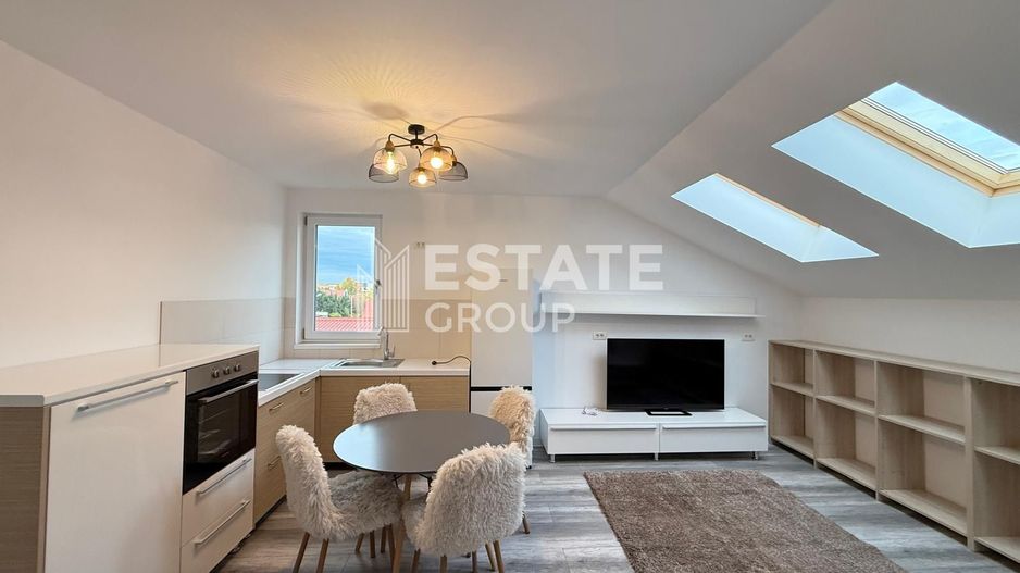 Dumbravita-Kaufland, mobilat modern - Poză 3