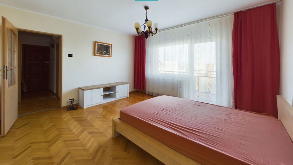 Apartament de închiriat cu 3 camere în Micalaca - Poză 3