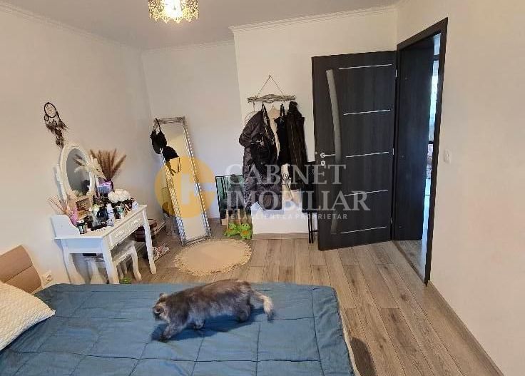 Casa tip duplex - constructie proprie - la asfalt - Poză 3