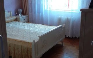 Vând apartament cu doua camere - Poză 1