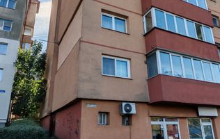 2 camere decomandat,BD Garii,etaj intermediar,pret pornire 103000 E