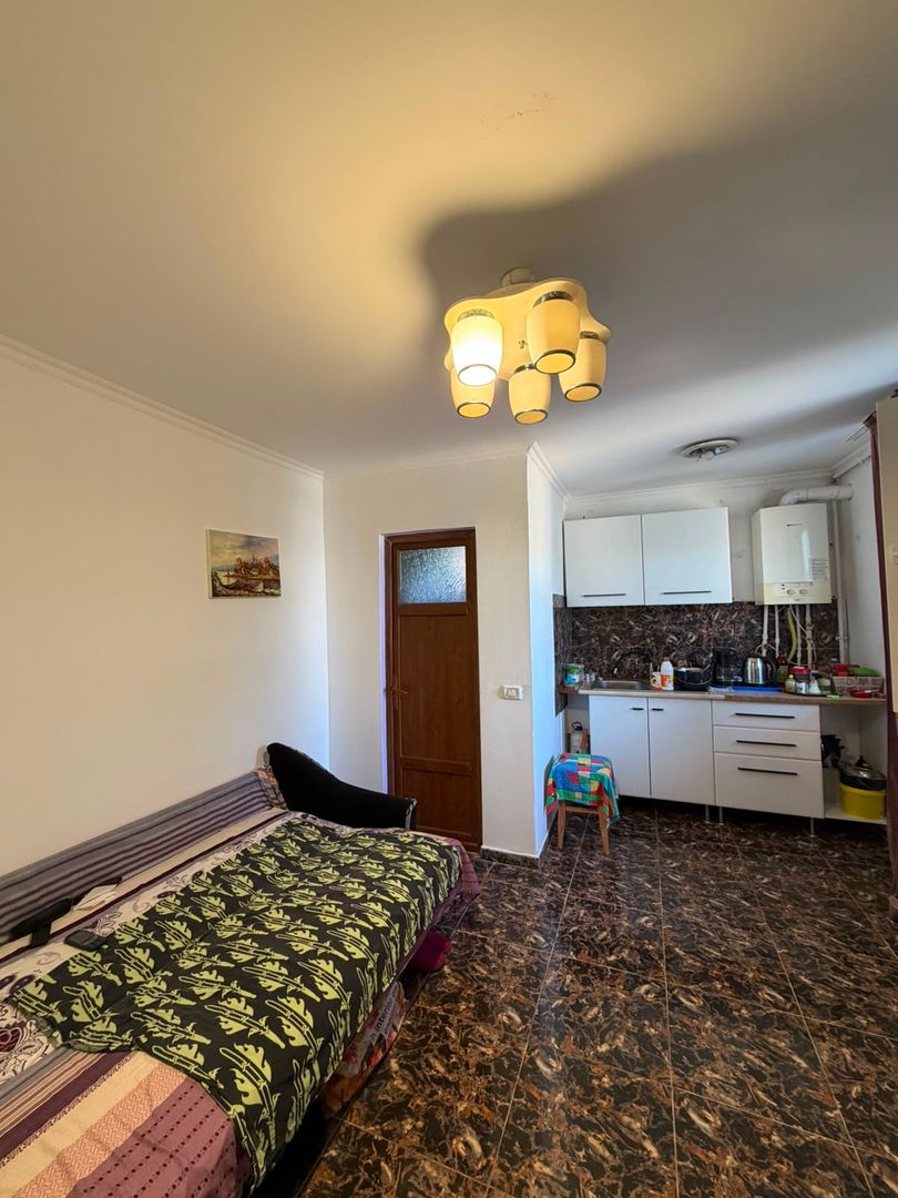 2 garsoniere unite functional | Etaj 1 | Centrala proprie | Viilor - Poză 2