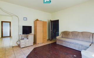 Casă cu 5 camere în Vladimirescu - Poză 7