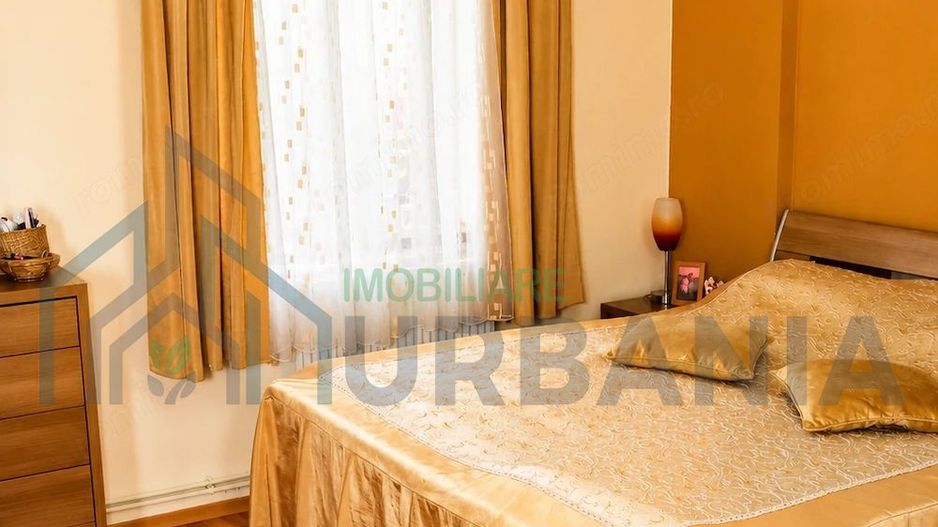 Vilă Ultracentrală Pașcani – Poziție pe Colț, Pereți 60 cm, Mobilată și Utilată - Poză 6