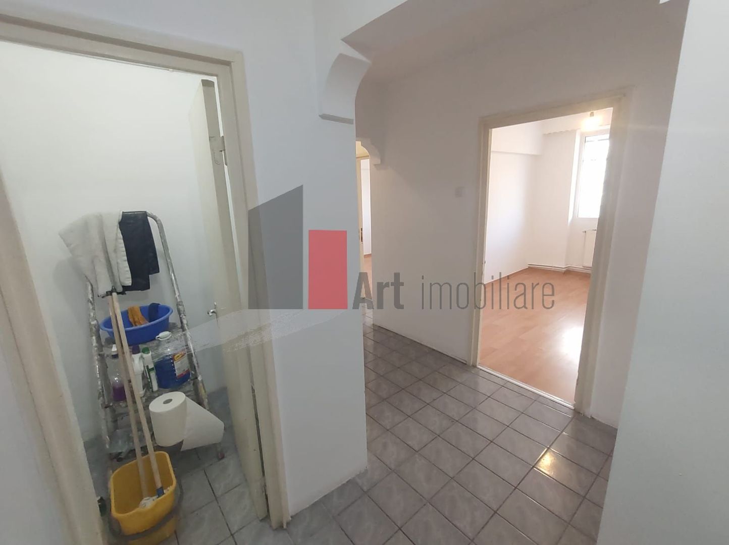 Vânzare apartament decomandat 3 camere cu centrală - Str. Baciului - Poză 7