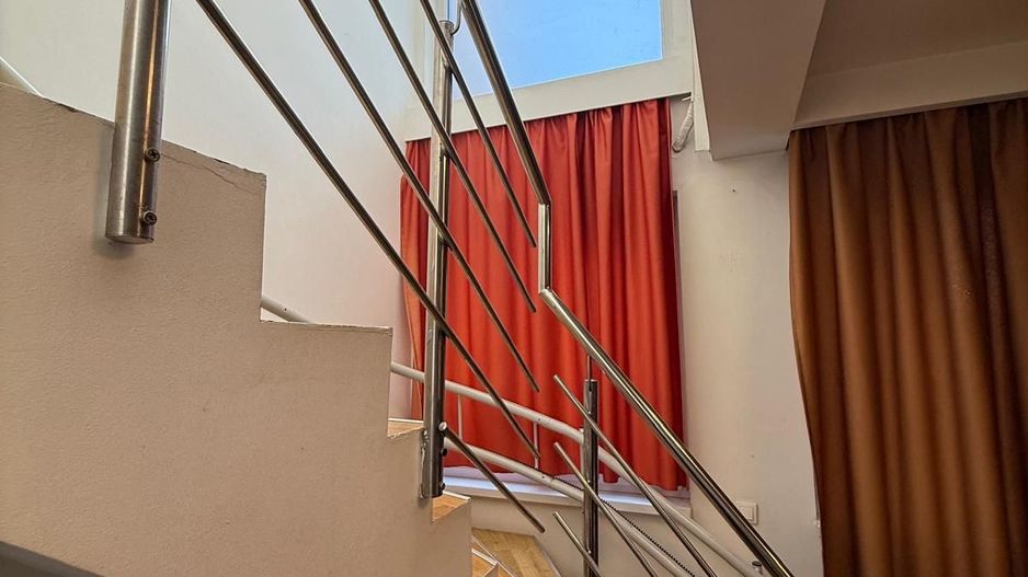 Apartament in vila Tunari, Lidl - Poză 5