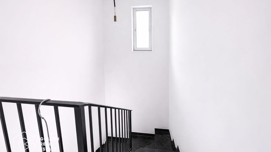 Duplex modern în Moșnița Nouă, 101 mp utili, 218 mp teren, fără pereți comuni - Poză 9