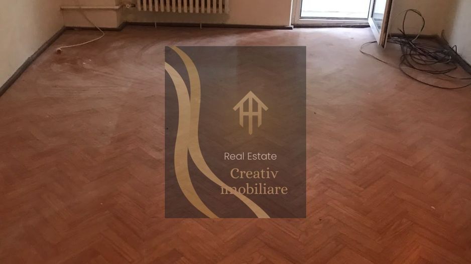 Vânzare apartament 3 camere Tineretului - Poză 1