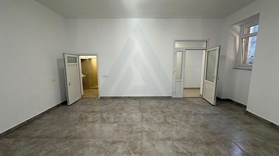 Spatiu comercial 86,8 mp utili vitrina stradala zona Ultracentrala - Poză 5