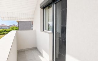 Casa + Atelier Auto - Zona Ioșia - Poză 9