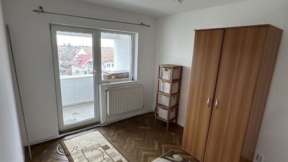 Agentia Europa vinde apartament cu 3 camere - Poză 4