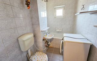 Garsoniera mobilata, utilata, 30 mp utili, boxa, etaj 2, Cetate - Poză 3