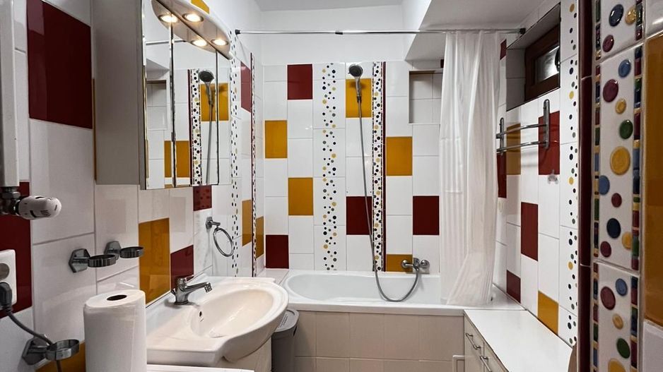 Apartament 2 camere terasa spatioasa, etaj 5, zona Vitan, pet friendly - Poză 7