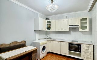 De vânzare 94 m2, două apartamente cu intrare separată, 4 dormitoare,  Centru, Mun. Chișinău - Poză 14