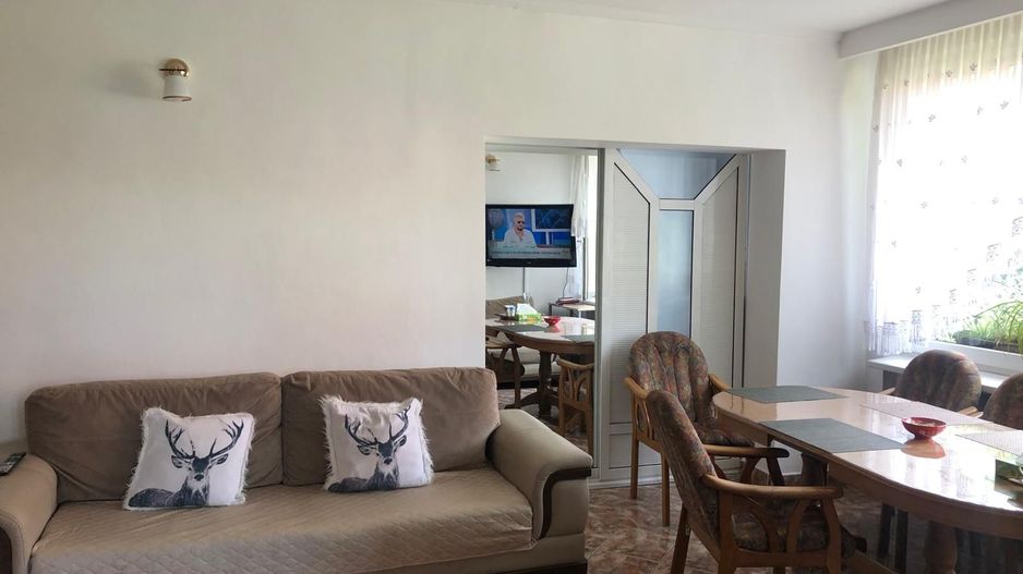 BRASADAS vinde casa cu 7 camere si teren 1100mp in zona Burdea. - Poză 3