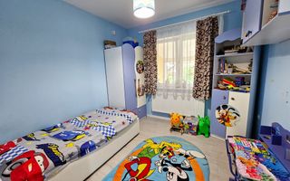 Apartament la casa, 5 camere, 121 mp utili+curte 180 mp, cu filigorie - Poză 19