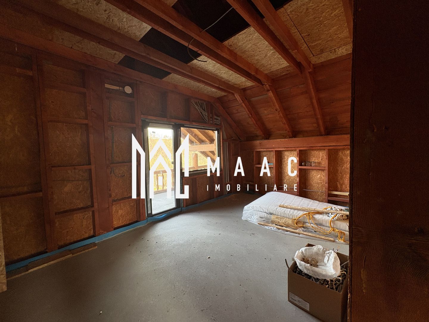 Cabana 5 Camere I 1520 mp teren I Lac de pești I Zona Tocile - Poză 5