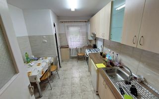 EXCLUSIVITATE. Apartament spațios, ideal familie. - Poză 2