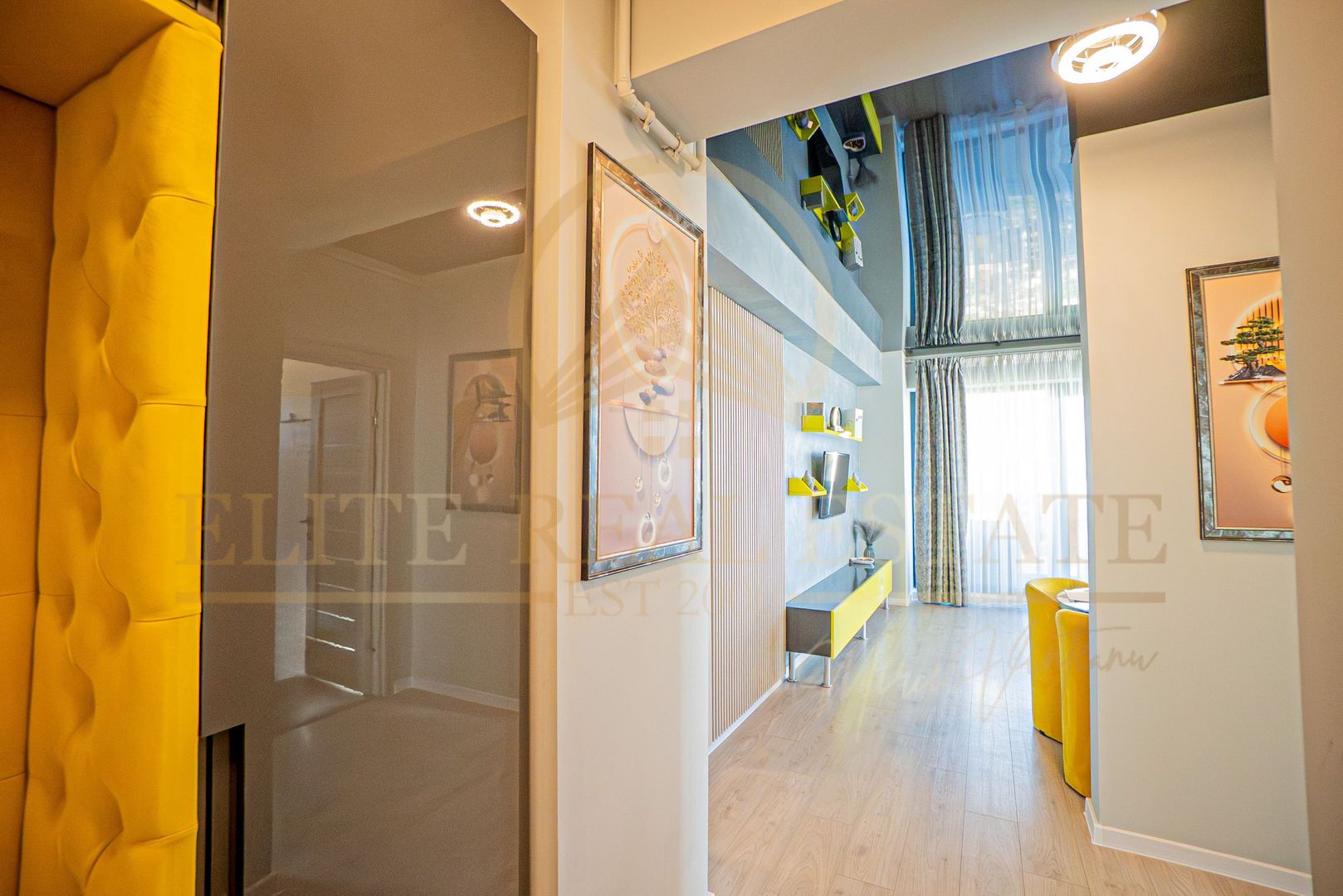Apartament premium de vanzare în Mamaia – vedere la mare și lac - Poză 5
