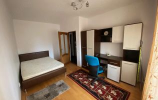 Apartament 2 camere, 50mp, balcon, parcare, zona Piata Cipariu
