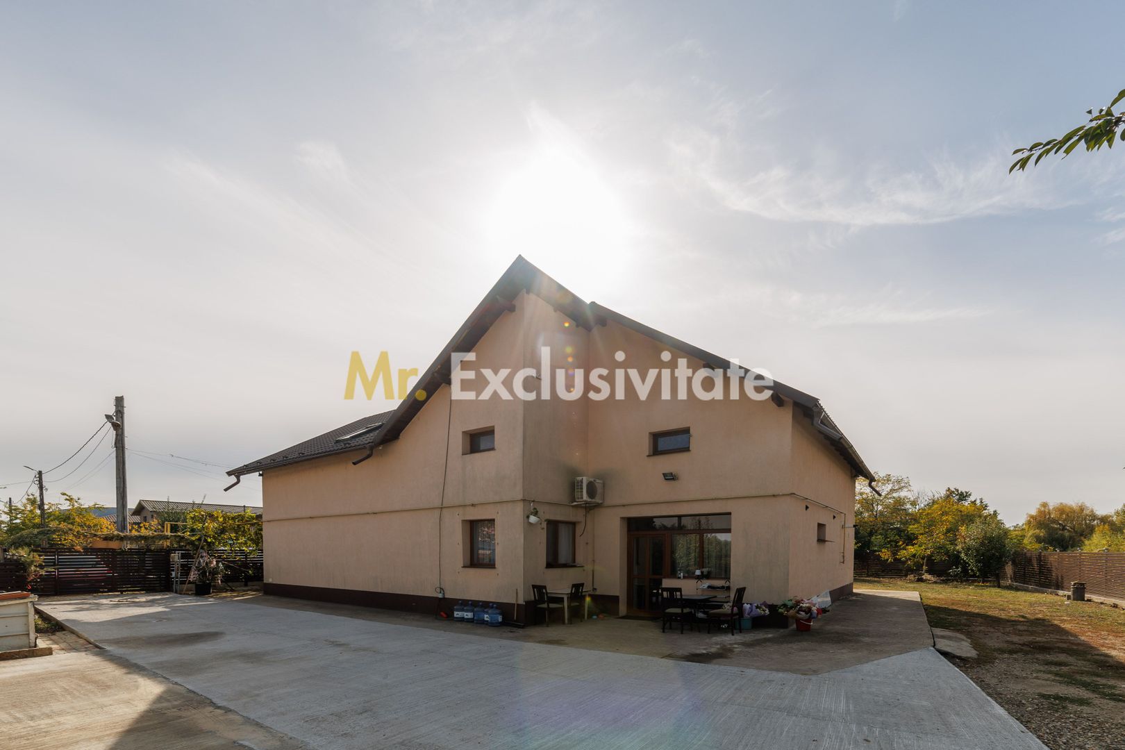 VILĂ 4 dormitoare, RENOVATĂ COMPLET 2026, Prundu, teren 937 mp - Poză 11