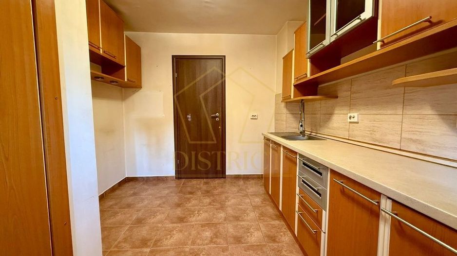 Apartament de 3 Camere | Decomandat | Zona Soarelui - Poză 6