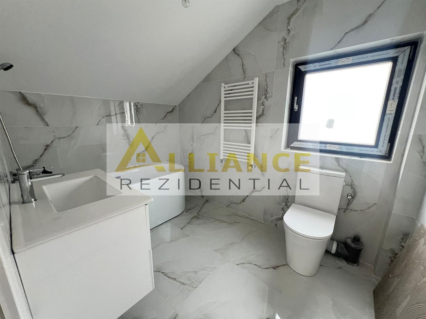 Vila individuala -4 camere  - teren 308mp - Str. Padurea Craiului - Poză 15