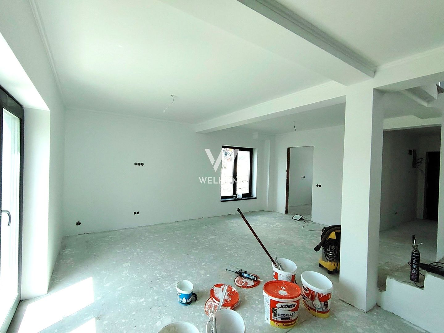 Casa Sibiu -  4 camere, 2 bai, curte - Poză 17