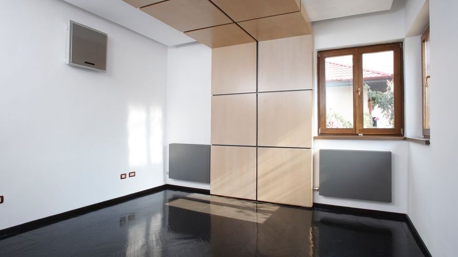 Închiriez apartament 2 camere + mansardă, Piața Muncii -Decebal, birou - Poză 2