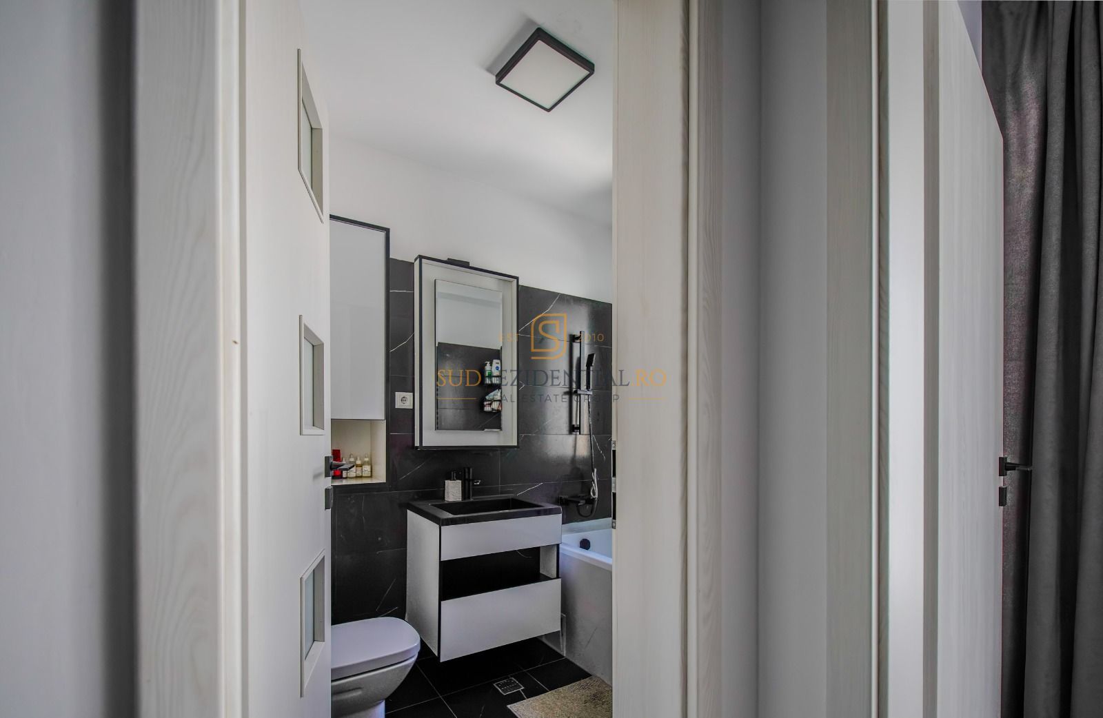Duplex modern cu 4 camere, curte amenajata, com.Berceni - Poză 12