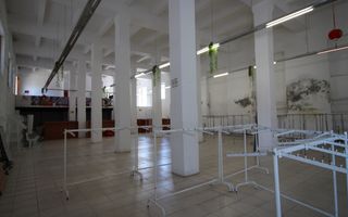 Spatiu comercial tip hala - zona semicentrala - Poză 16