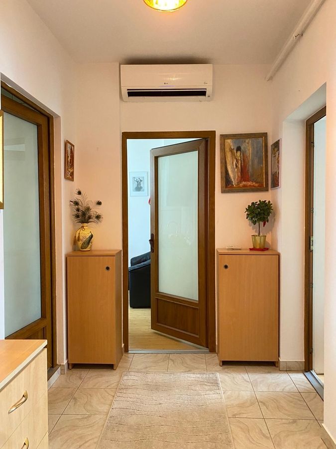 Apartament cu doua camere decomandat, Bd. Alexandru Ioan Cuza - Poză 3