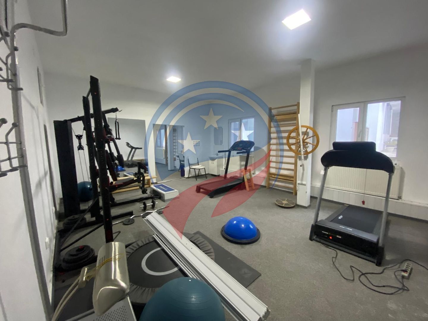 INCHIRIERE SPATIU MEDICAL 400 METRI PATRATI 20 CABINETE - Poză 9