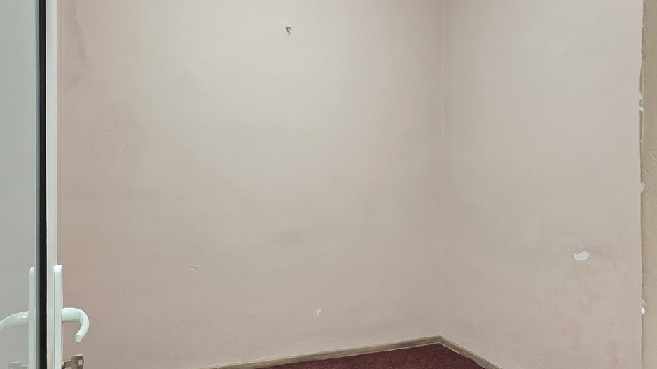 DE ÎNCHIRIAT - Spațiu comercial 57 mp, zona BUIUM - CONFECTII; - Poză 6