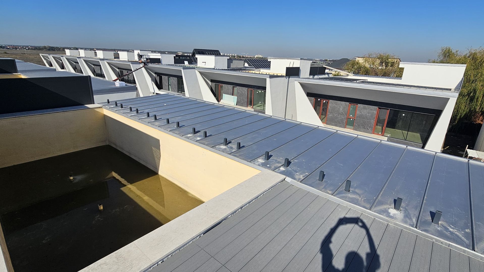 CASA 5 CAMERE, PISCINA ROOFTOP, POMPA CALDURA, RACIRE PASIVA, COMIS 0% - Poză 18