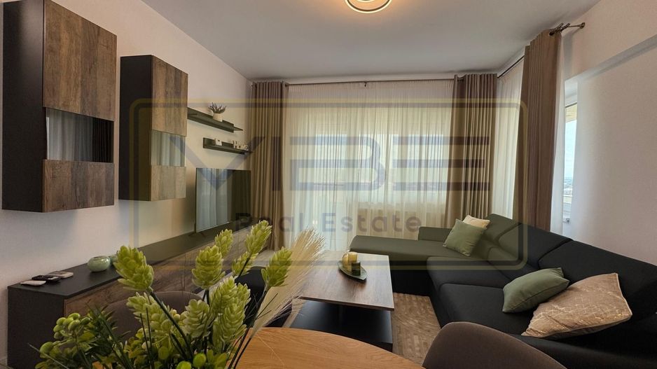 Apartament 2 camere decomandat cu parcare subterana  Unirea Towers - Poză 1