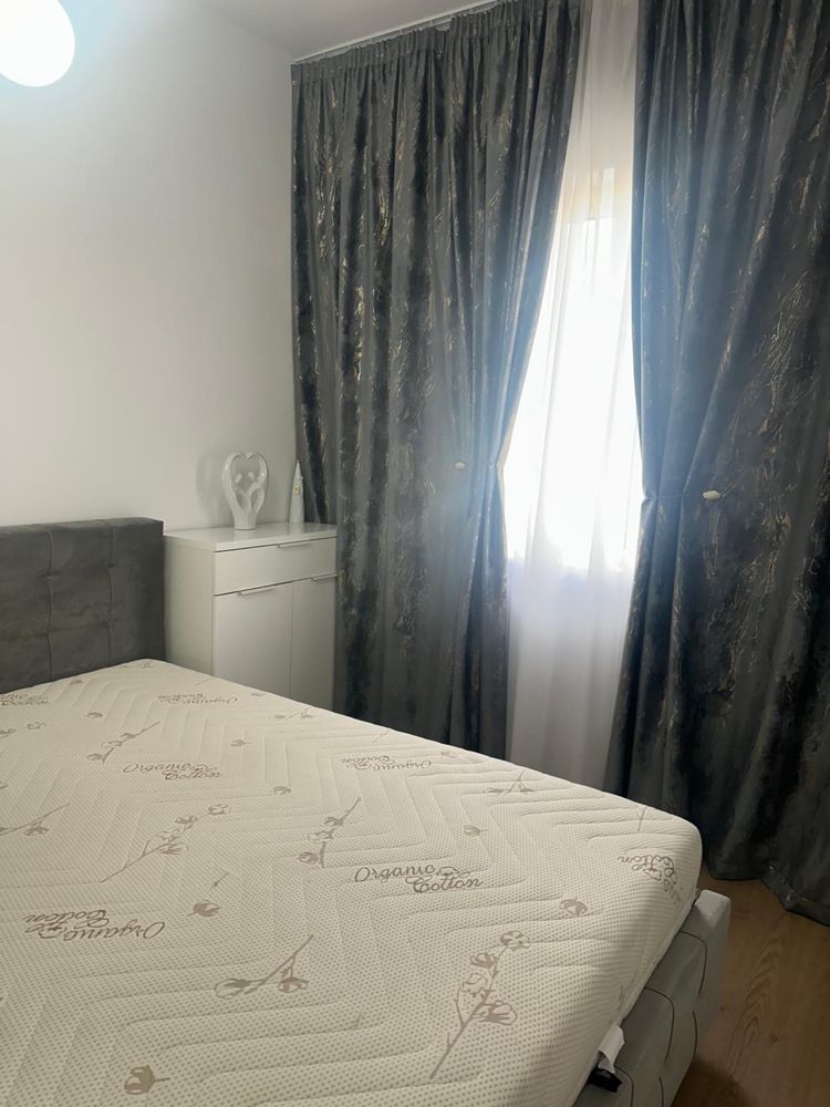 Giroc-Neptun | 2 Camere | Decomandat | Mobilat si Utilat | 2 Locuri parcare - Poză 1