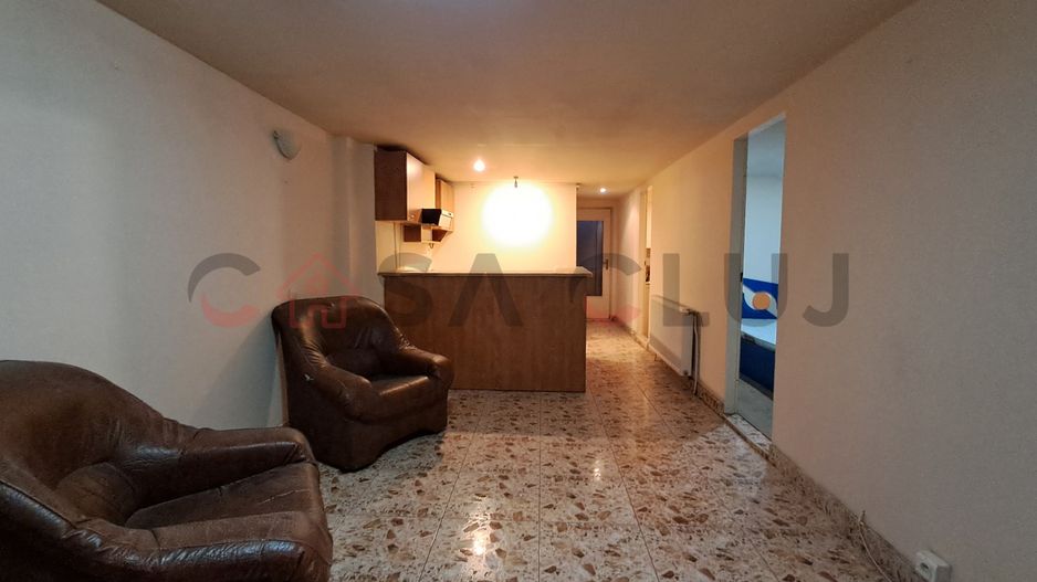 Casă calcan, Curte,  grădină, Iris!! - Poză 9