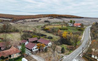 Oportunitate investitie: două reședințe de vacanță/ cabane 3940mp teren - Poză 14