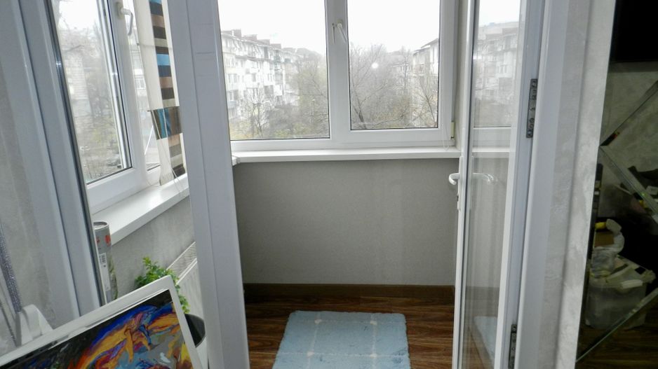 Apartament cu două dormitoare și living comasat cu bucătărie - Poză 9