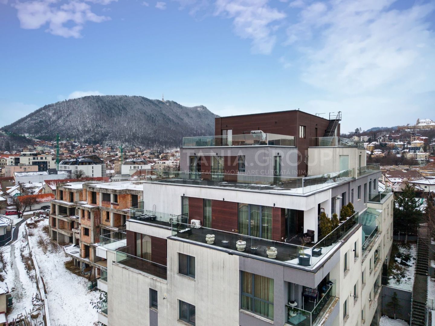 APARTAMENT 2 CAMERE – DEALUL MORII RESIDENCE, BRAȘOV + LOC DE PARCARE SI BOXA - Poză 32