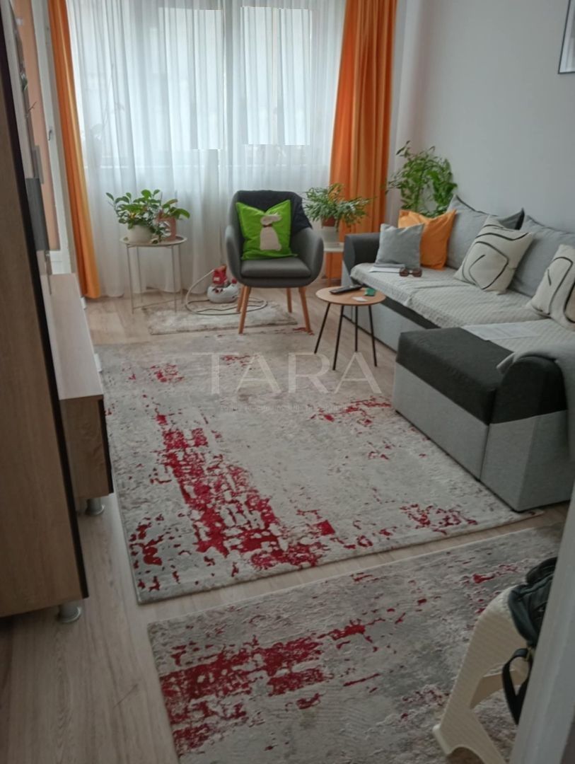 Apartament decomandat cu 2 camere în Mănăștur, zona Flora. - Poză 1