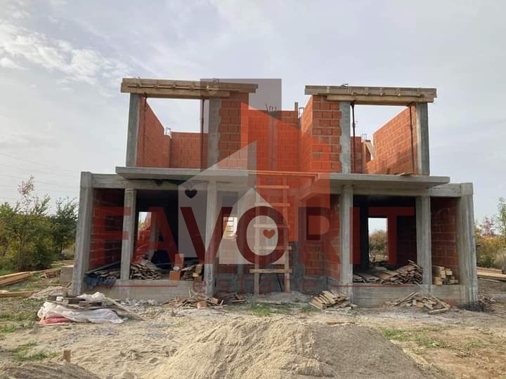 Duplex la rosu in Dumbravita langa lac - Poză 14