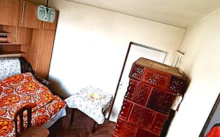 Vand apartament decomandat spatios cu 2 camere in Oravita. Comision ,,0'' - Poză 6