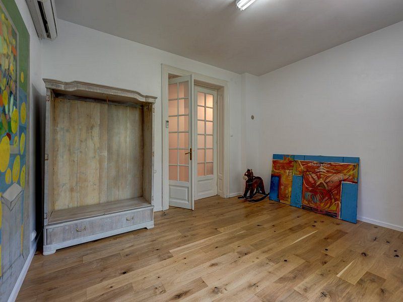 Etaj in vila ideal atelier, cabinet sau locuit, hub, activitati creative - Poză 17