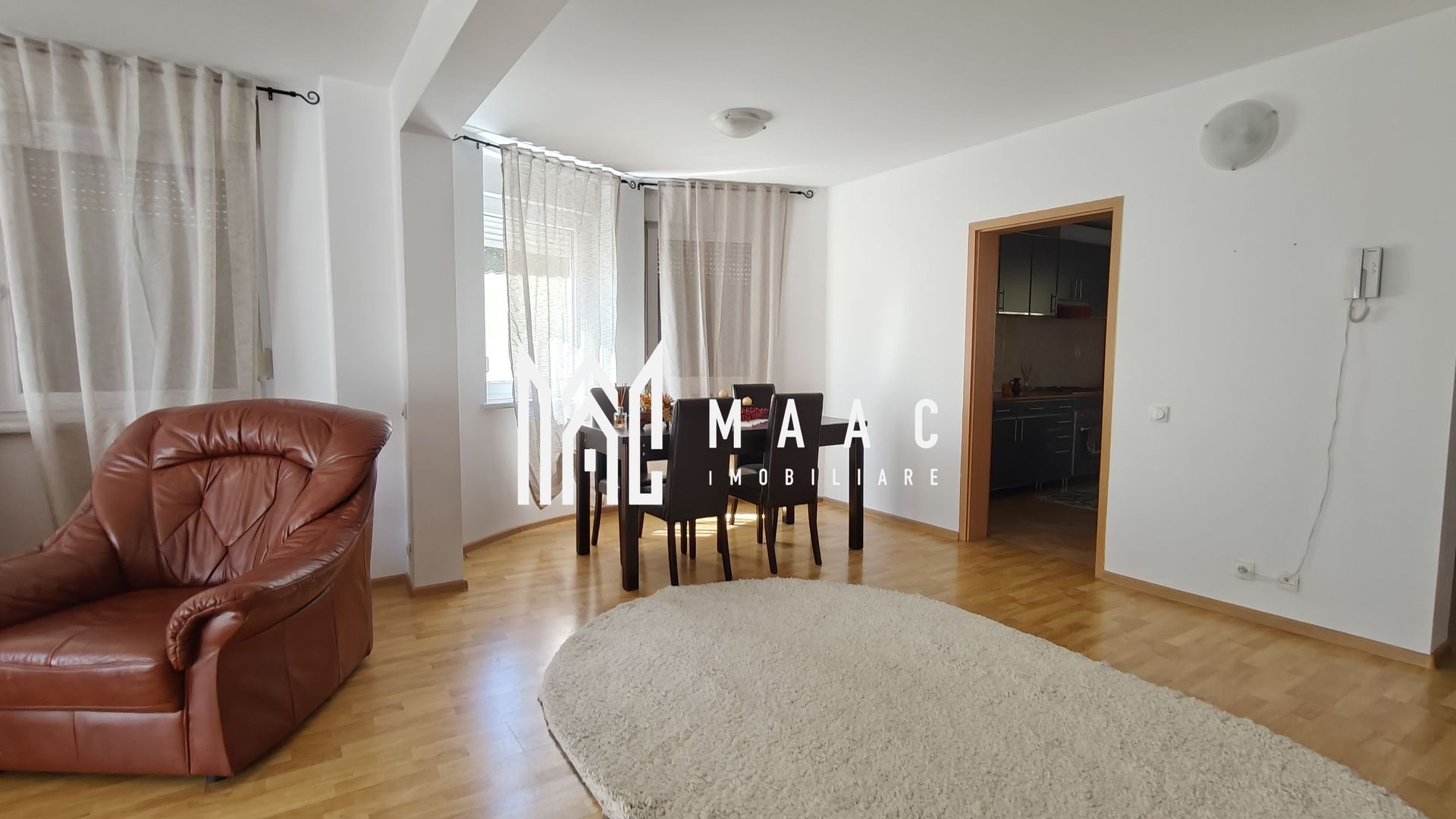 Casă de închiriat 4 camere | Sibiu Trei Stejari | 260 mp, garaj - Poză 3